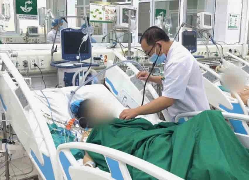 Cảnh báo ca bệnh sốt rét ác tính nhập cảnh