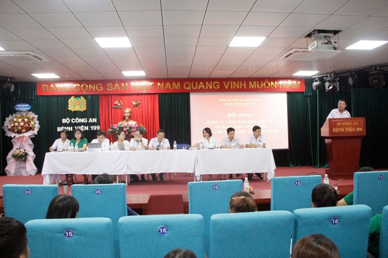 “Dân chủ - Lắng nghe  - Cầu thị” nhìn từ Hội nghị đối thoại giữa Đảng ủy Bệnh viện với các hội đoàn thể